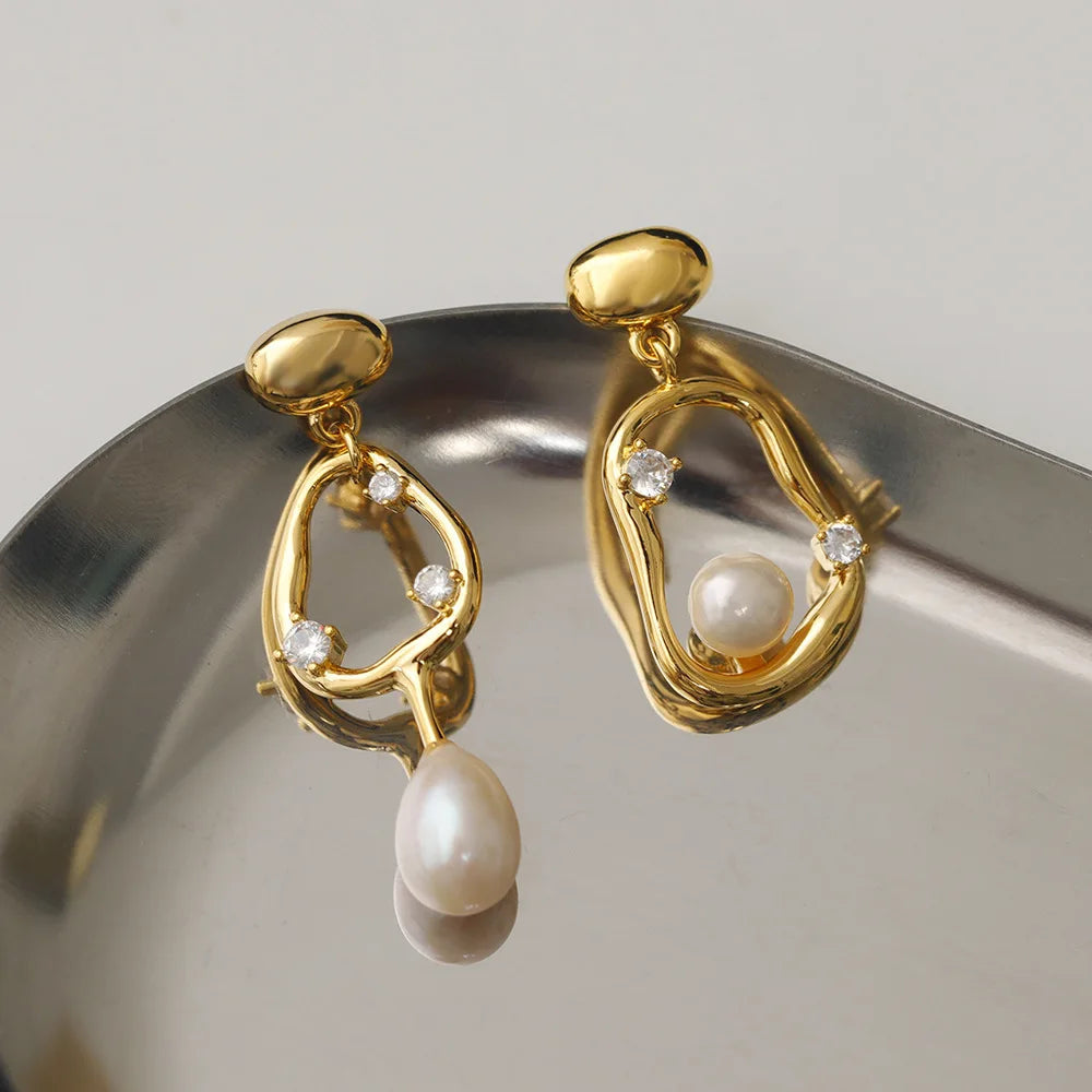 Retro Asymmetrical Pearl Zircon Earrings